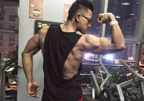 国产大爷肌肉男视频大全,硬汉风采，活力无限